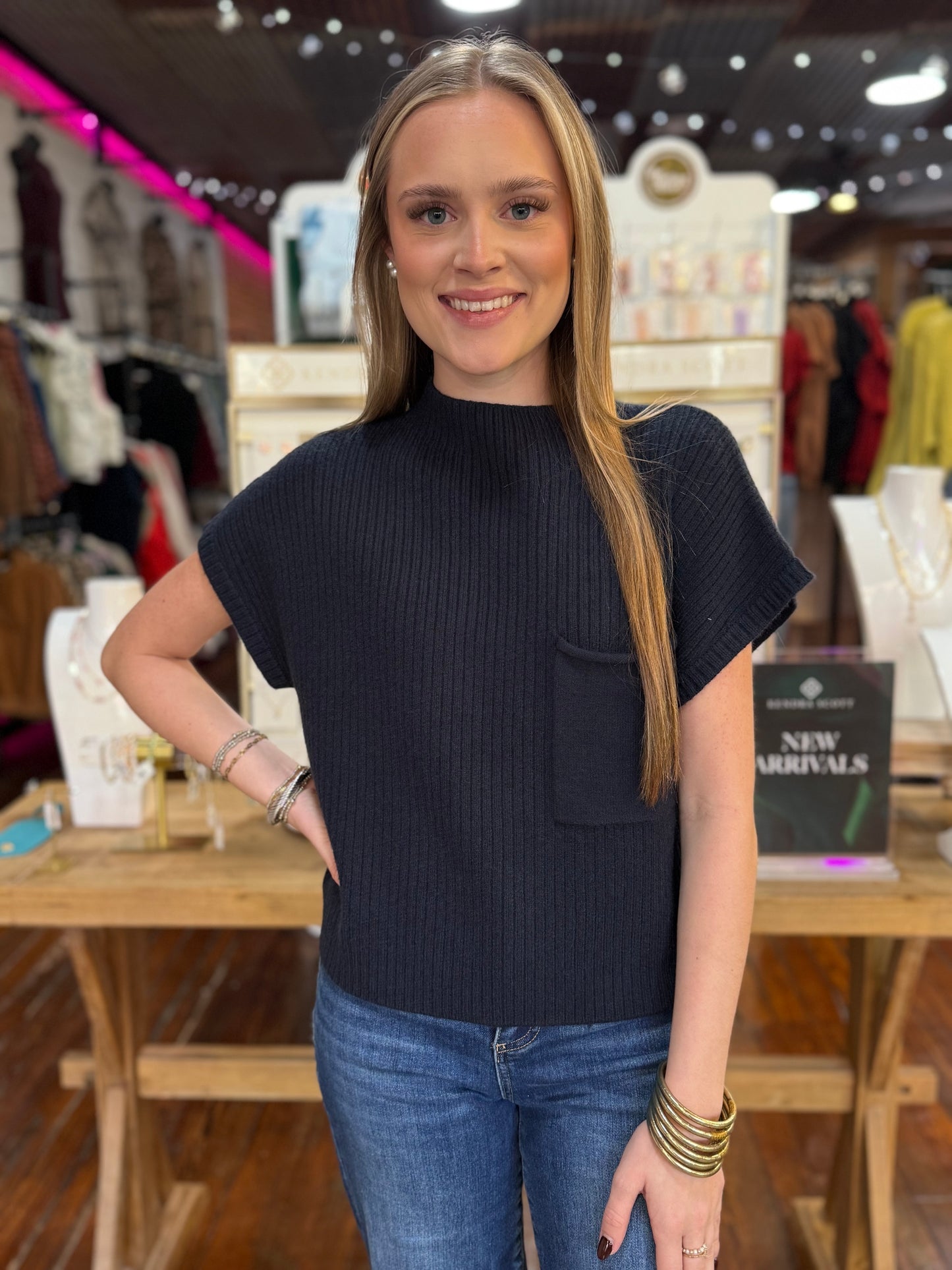 Mock Neck Short Sleeve Knit Sweater in Navy