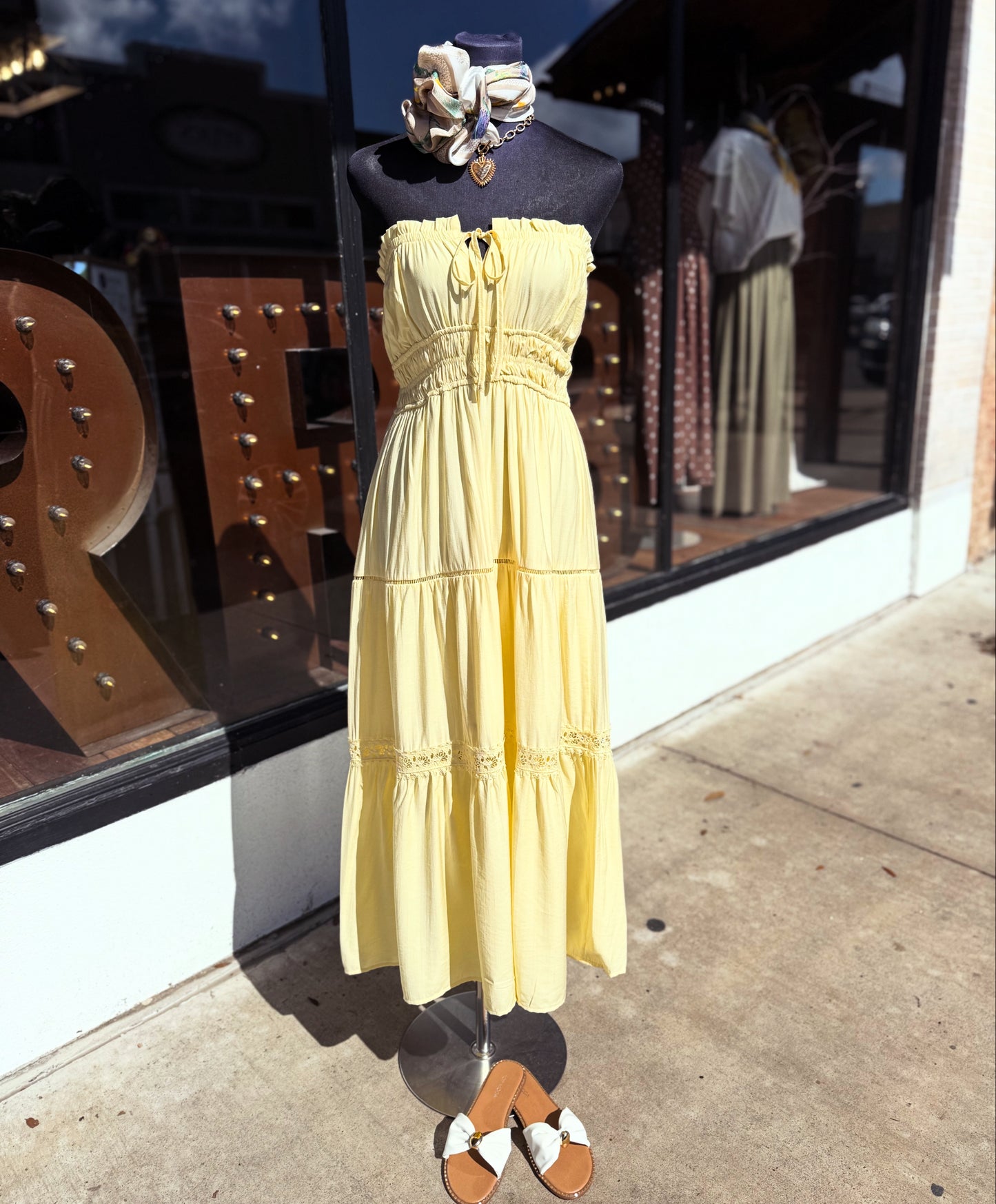 Dandy Strapless Keyhole Dress in Butter Yellow