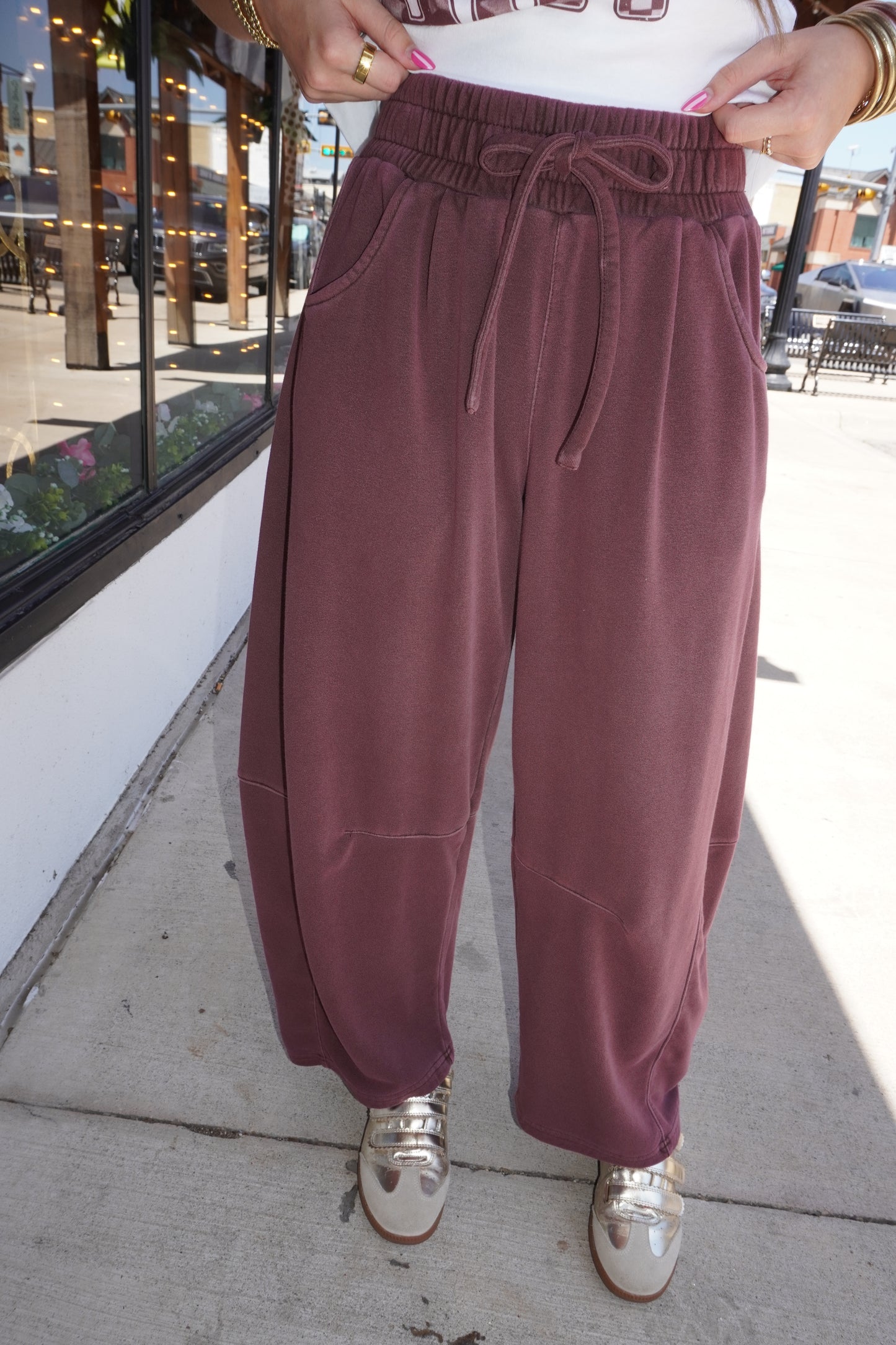 Barrel Drawstring Sweatpants in Maroon