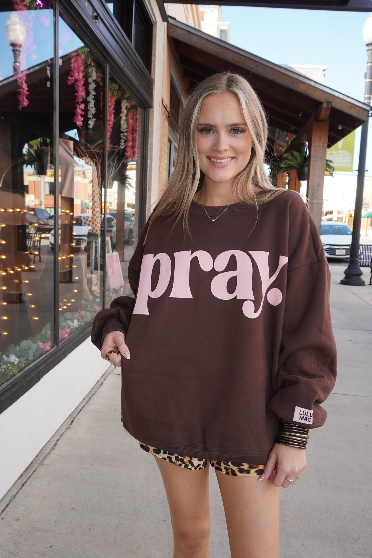 Lulu Mac Pray Sweatshirt in Brown