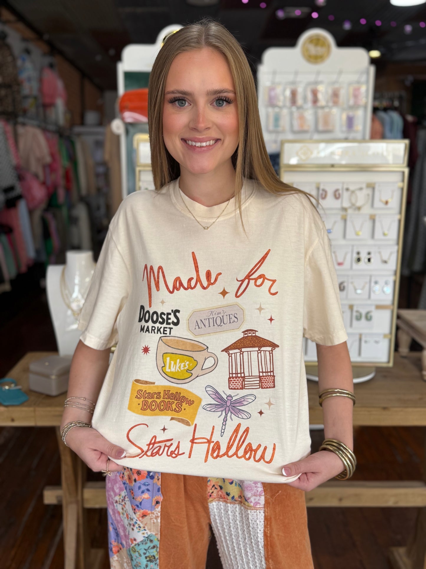Stars Hollow Graphic