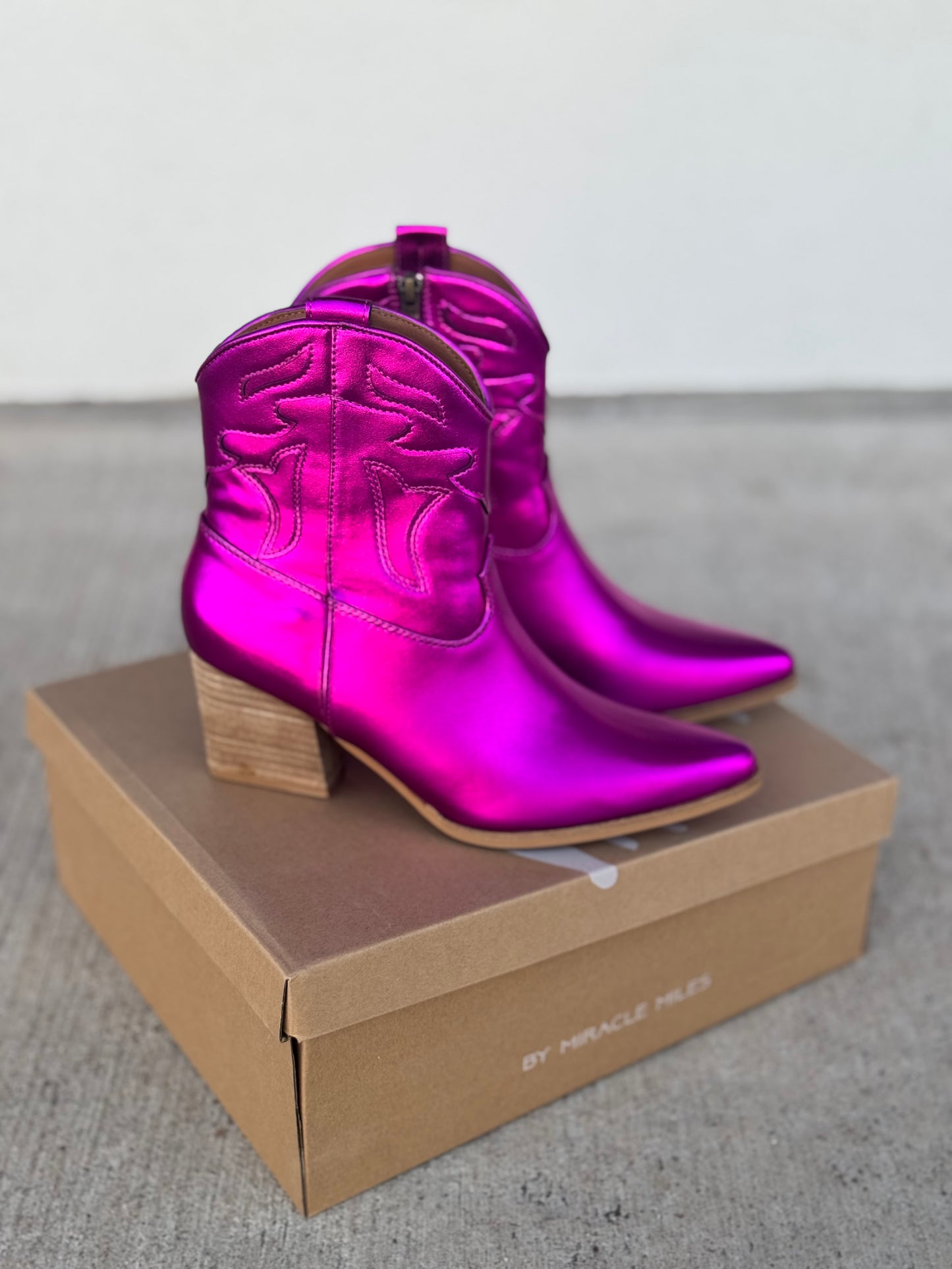 Look At Me Western Short Booties