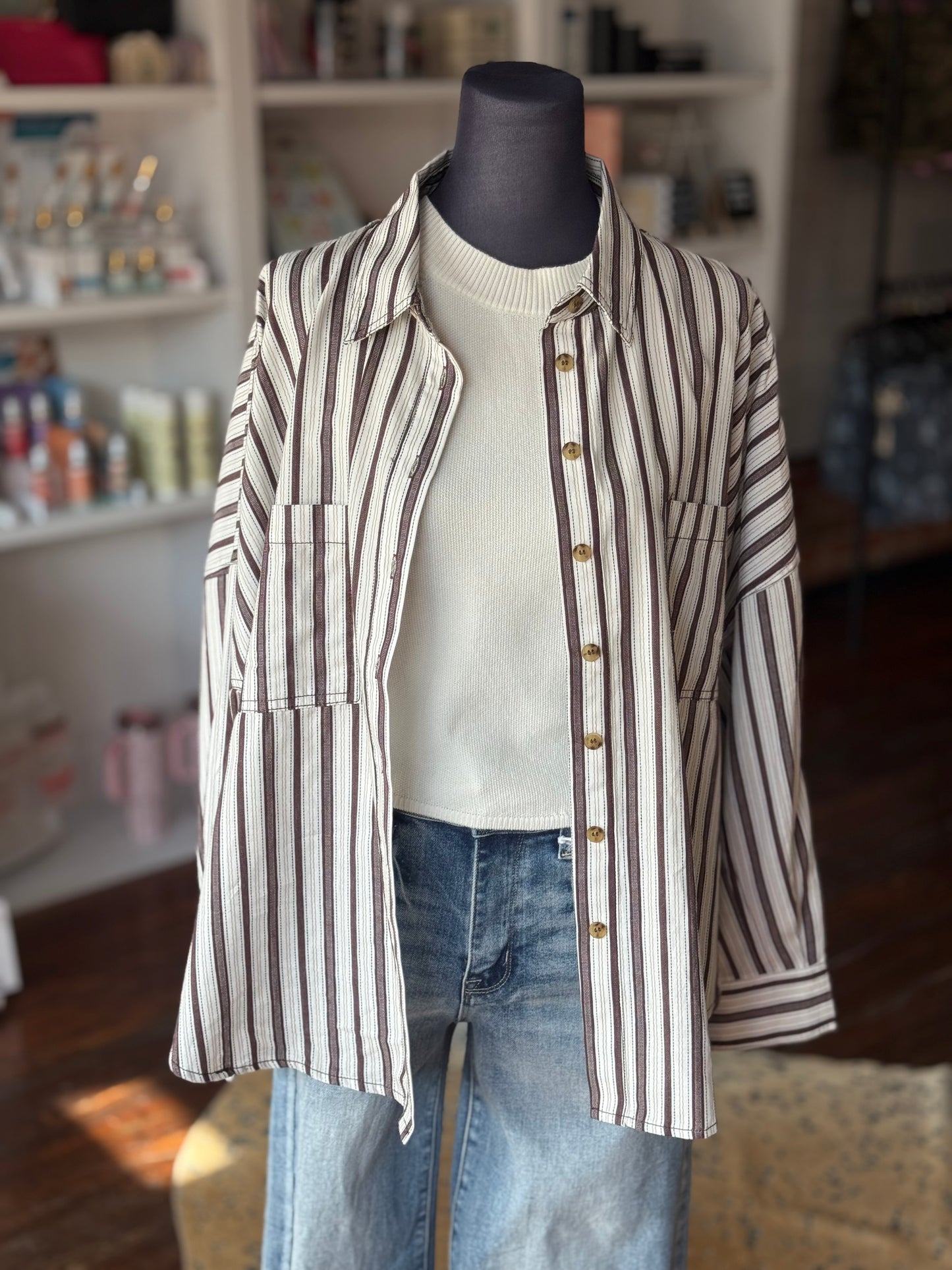 Dobby Striped Button Down in Tiramisu