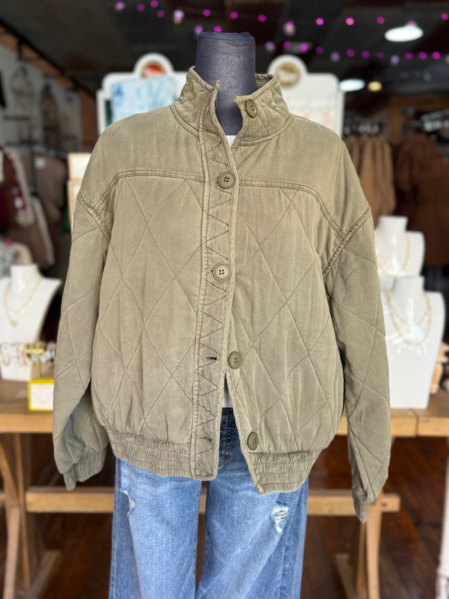 Washed Quilted Button Down Jacket in Olive