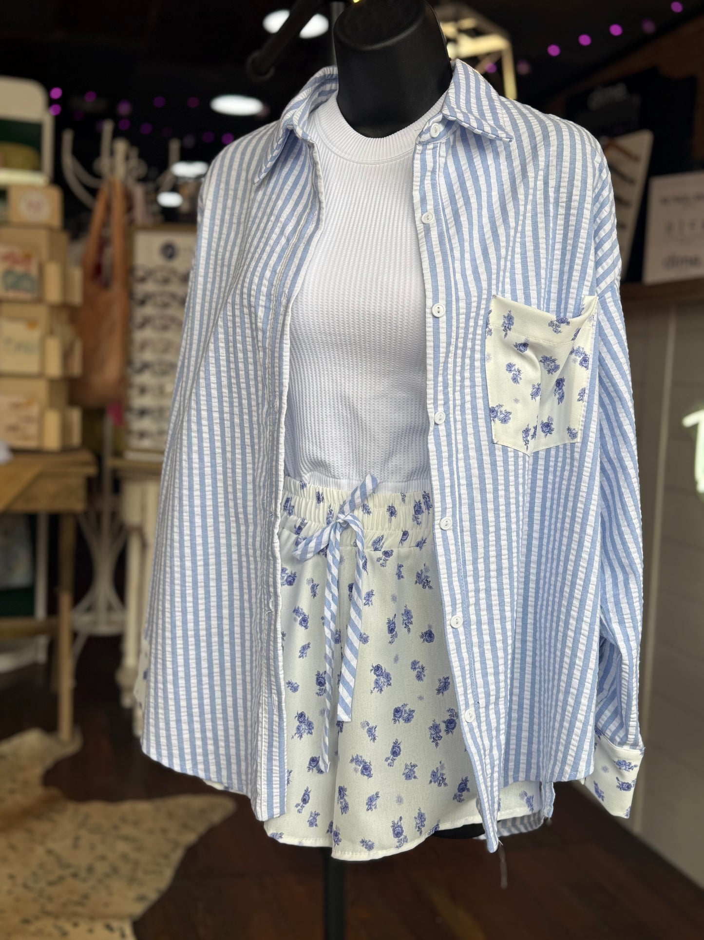 Beachin’ Blue Floral Set x BucketList