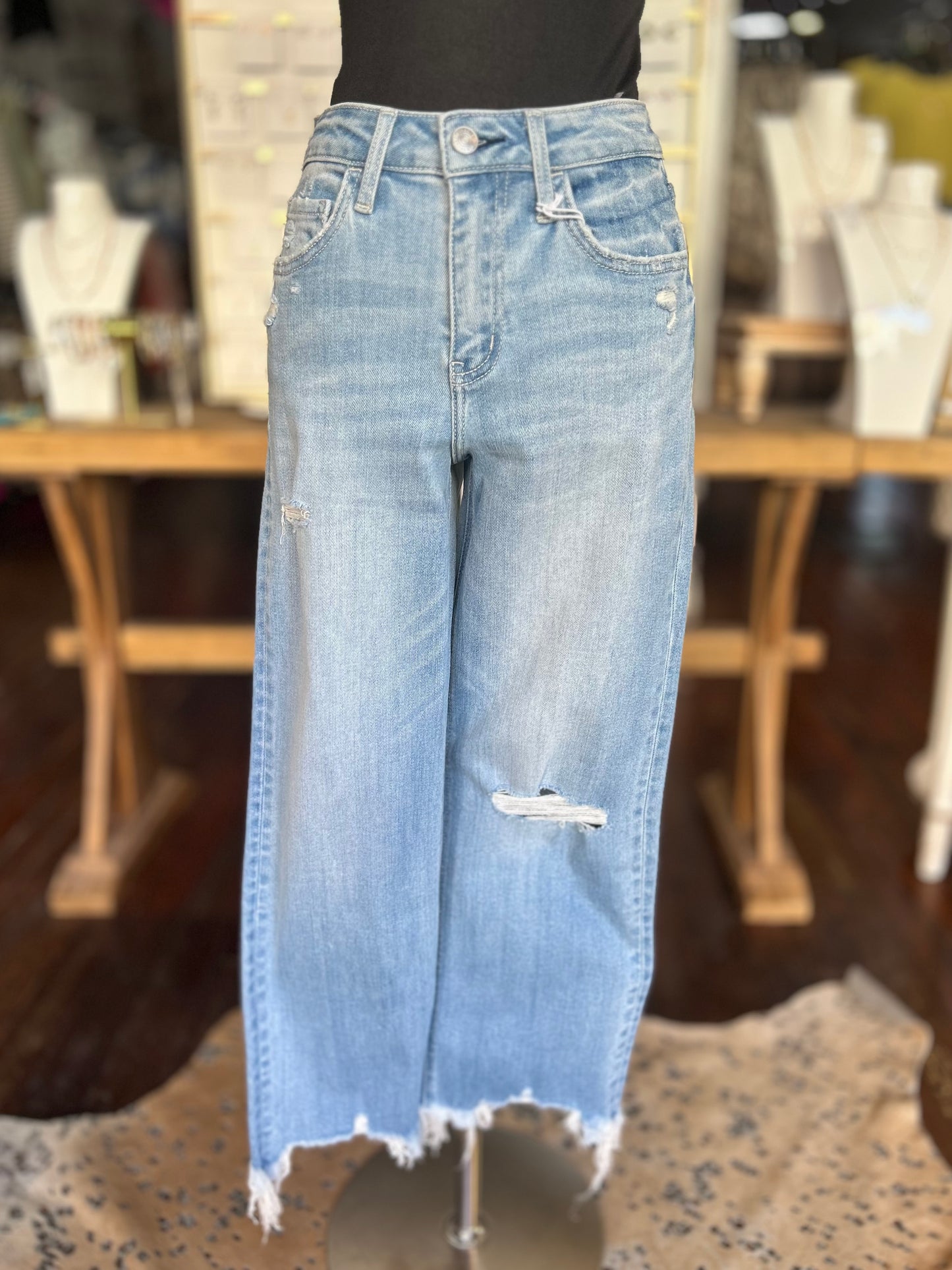 Hinzy High Rise Slim Wide Jeans x Vervet
