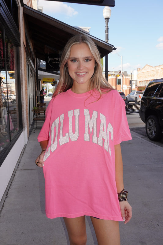 Lulu Mac Camo Graphic in Neon Pink