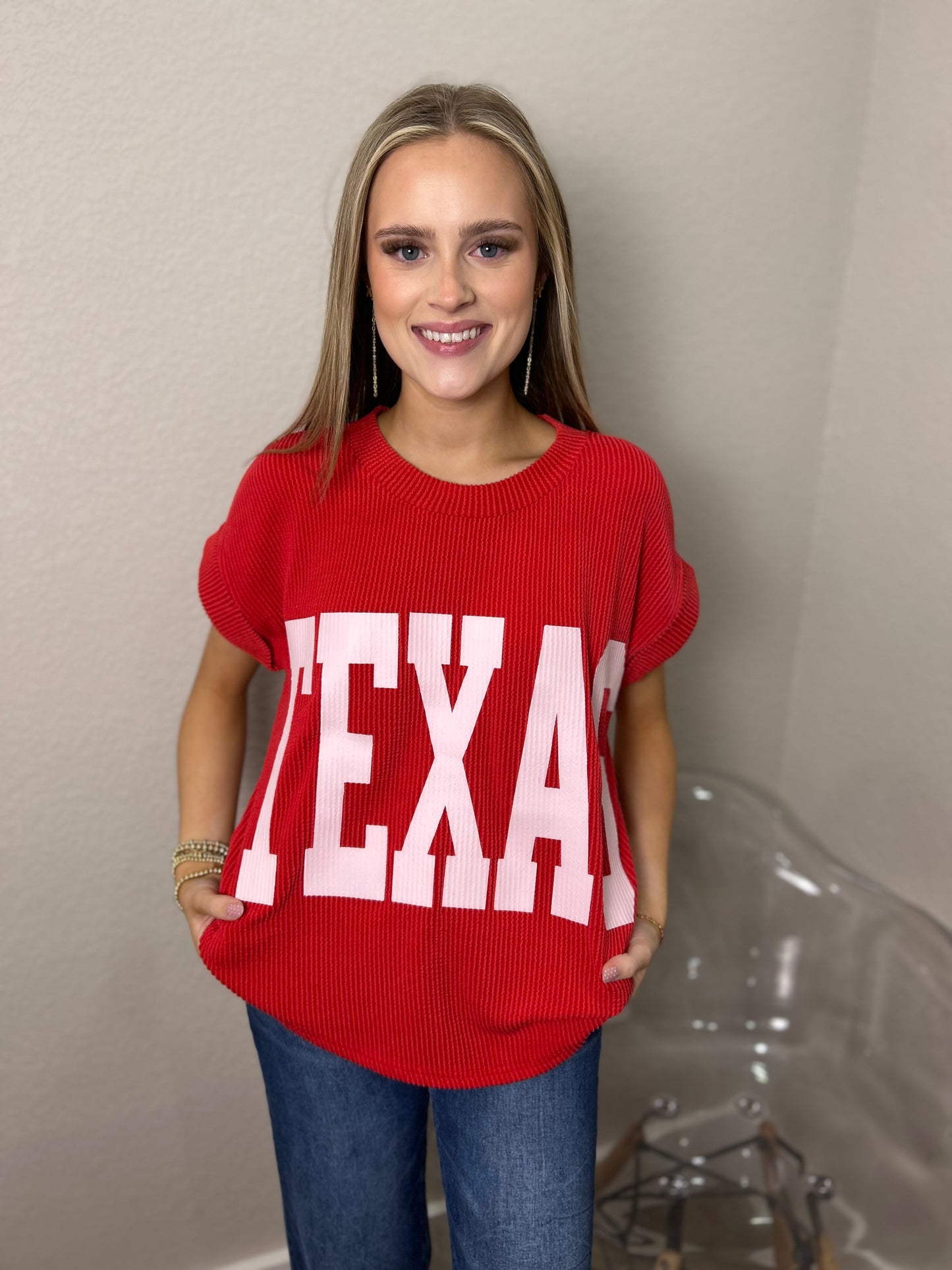 Texas Short Sleeve Knit Top in Red