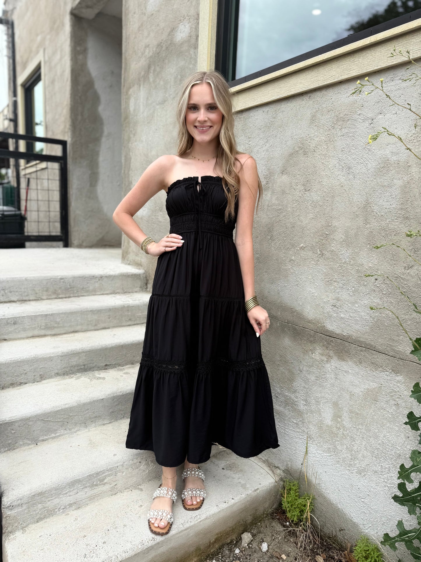 Dandy Strapless Keyhole Dress in Black