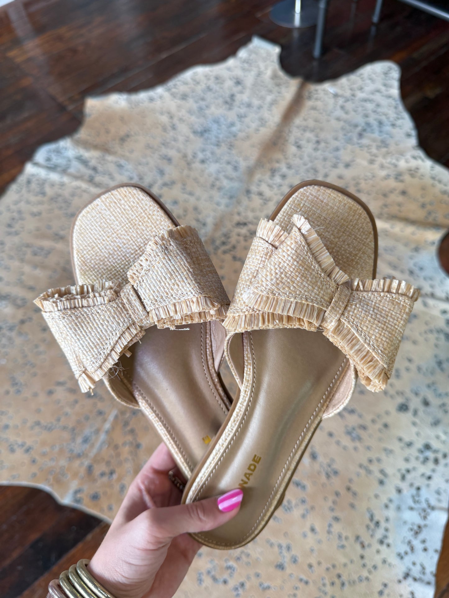 Beach Resort Raffia Bow Sandals