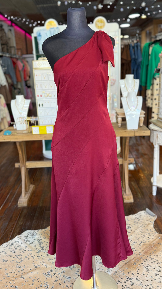 Holiday Glam Dress in Burgundy
