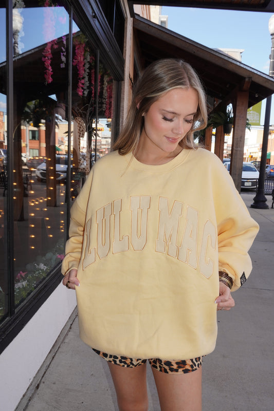 Lulu Mac Mono Sweatshirt in Butter