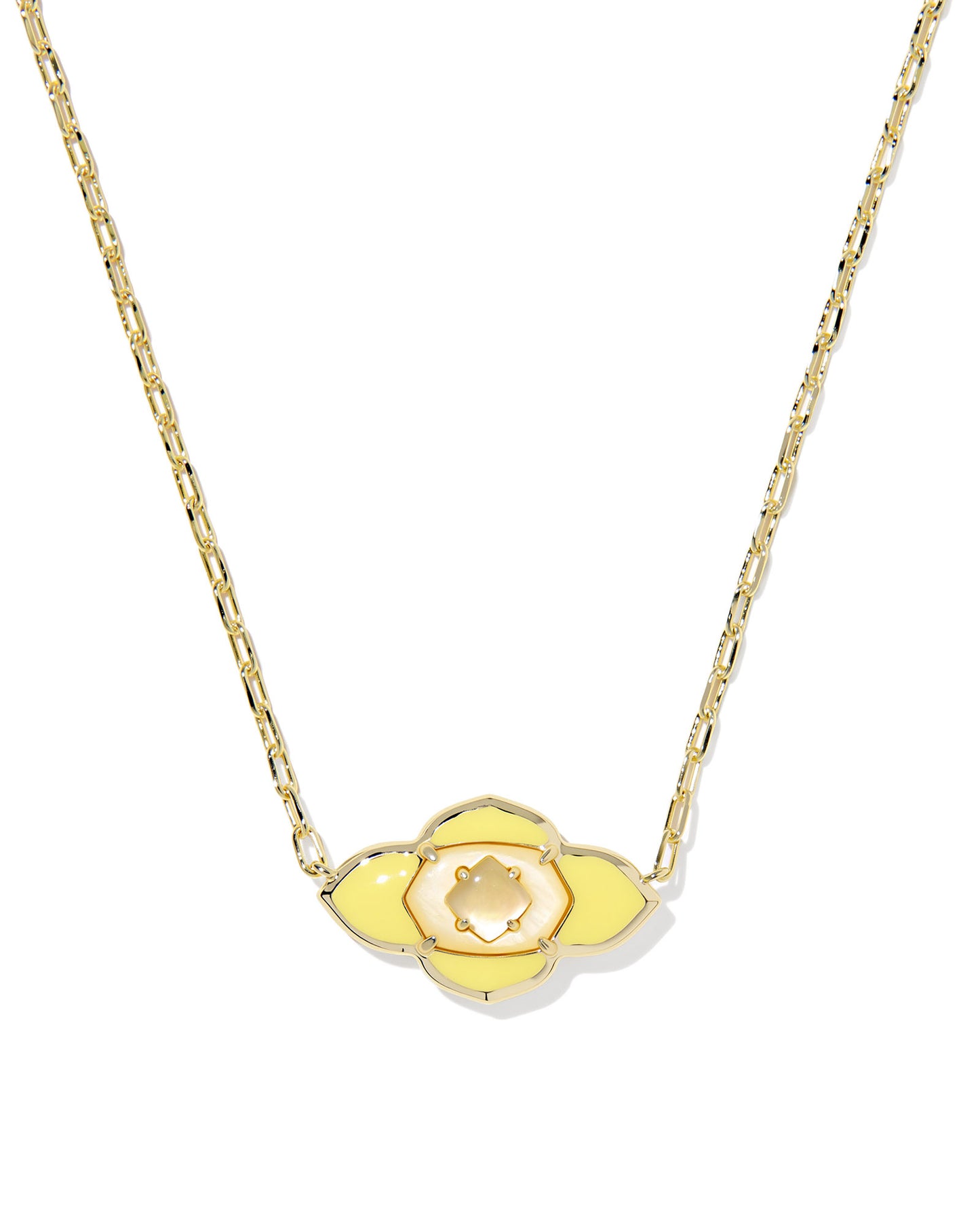 Abbie Medallion Short Pendant Necklace - KS