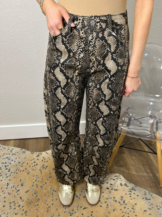 Snakeskin Stretch Barrel Pants