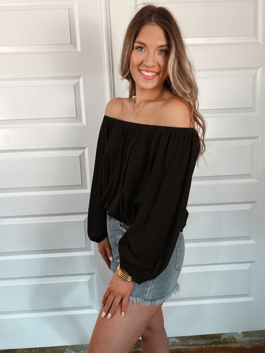 Jenna Off The Shoulder Top in Black