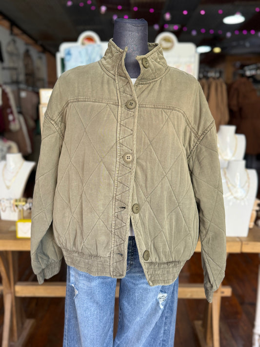 Washed Quilted Button Down Jacket in Olive