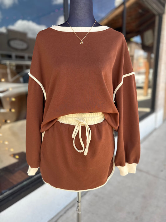 Contrast Athletic Set in Brown